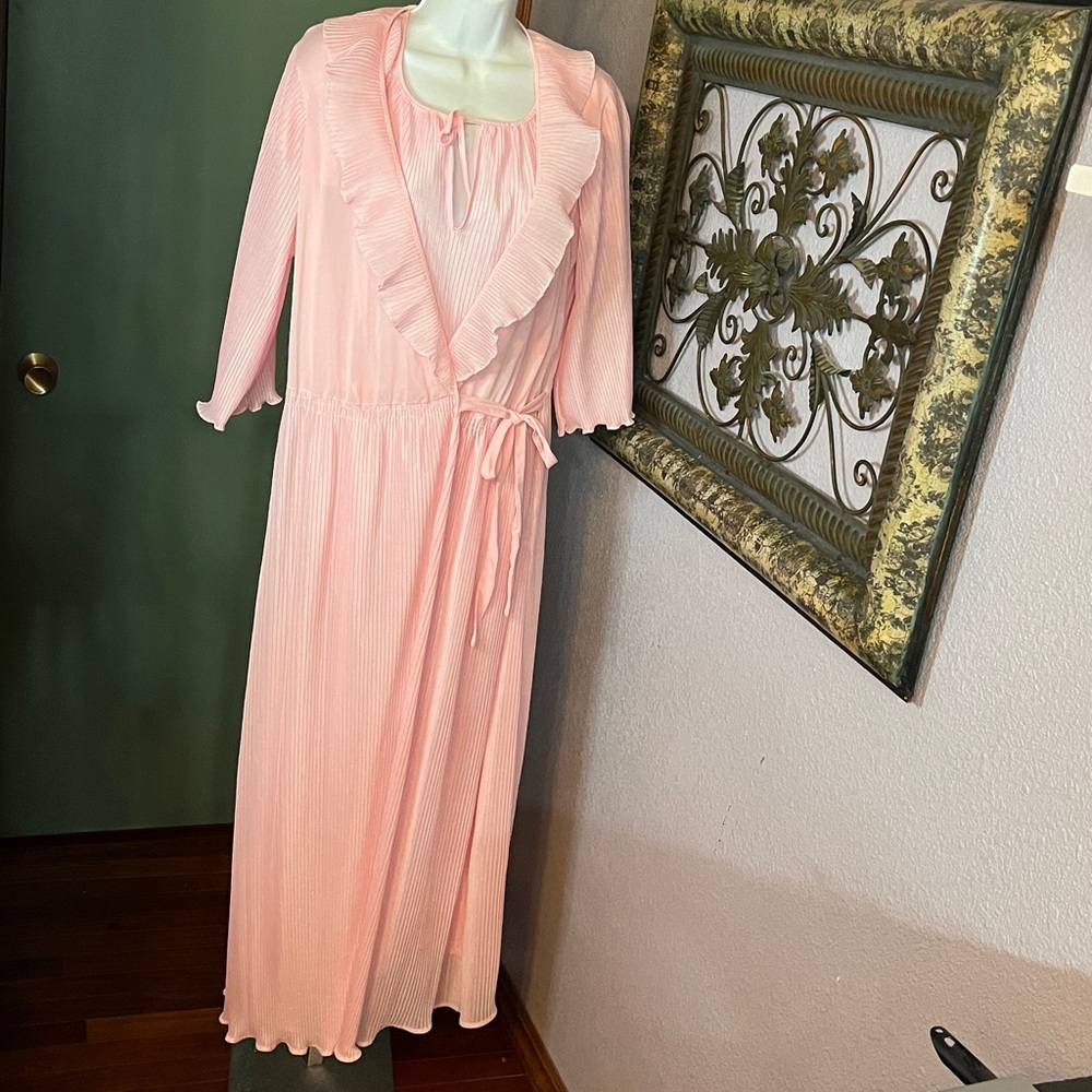 VTG Peignoir Full Length Nightgown/Robe Set - Pink Sz M/L